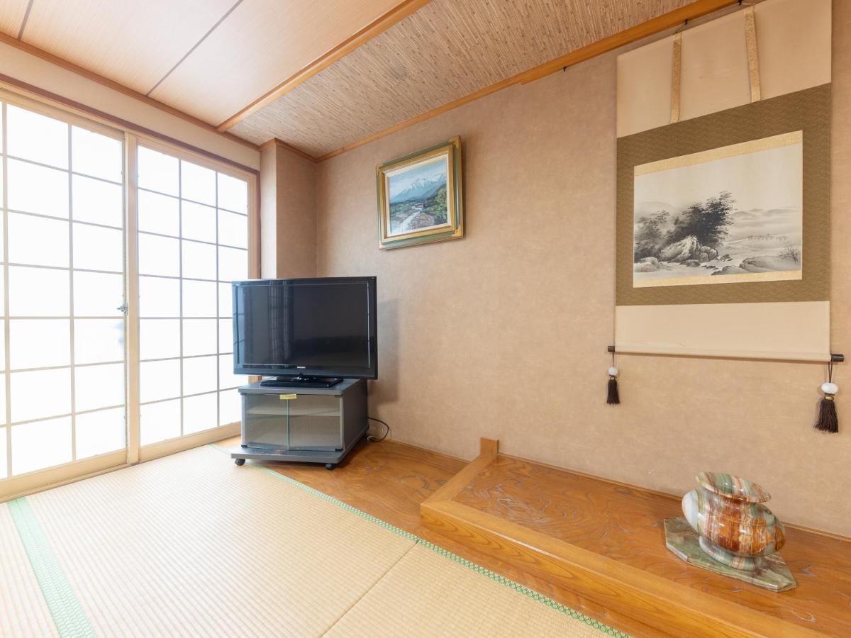Ryosou Minatosou Joetsu Hotel Exterior photo